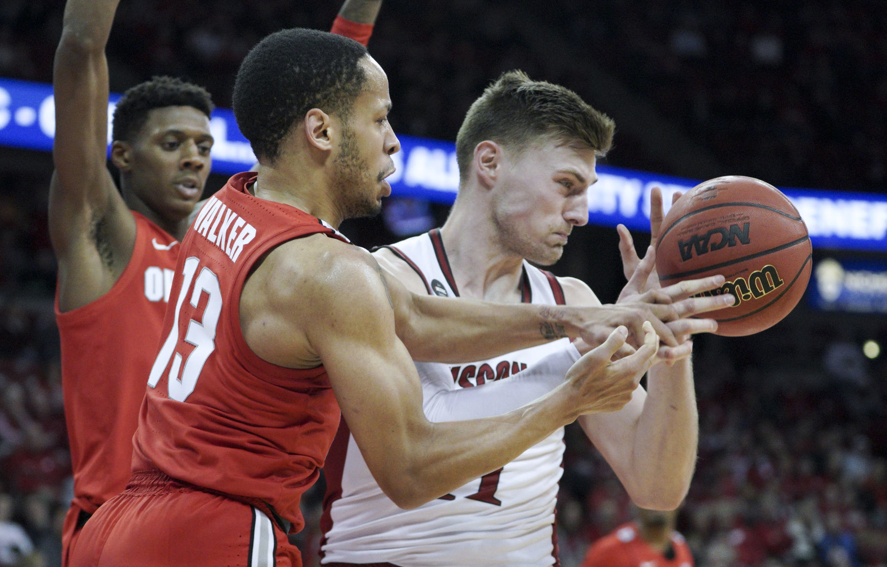 Badgers 70, Buckeyes 57